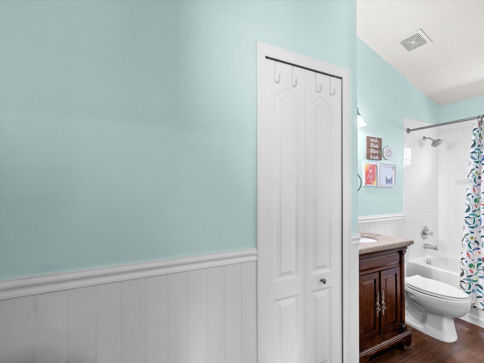 IVY LAKE ESTATES - Residential