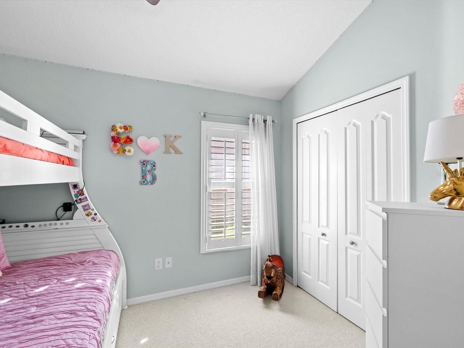 IVY LAKE ESTATES - Residential