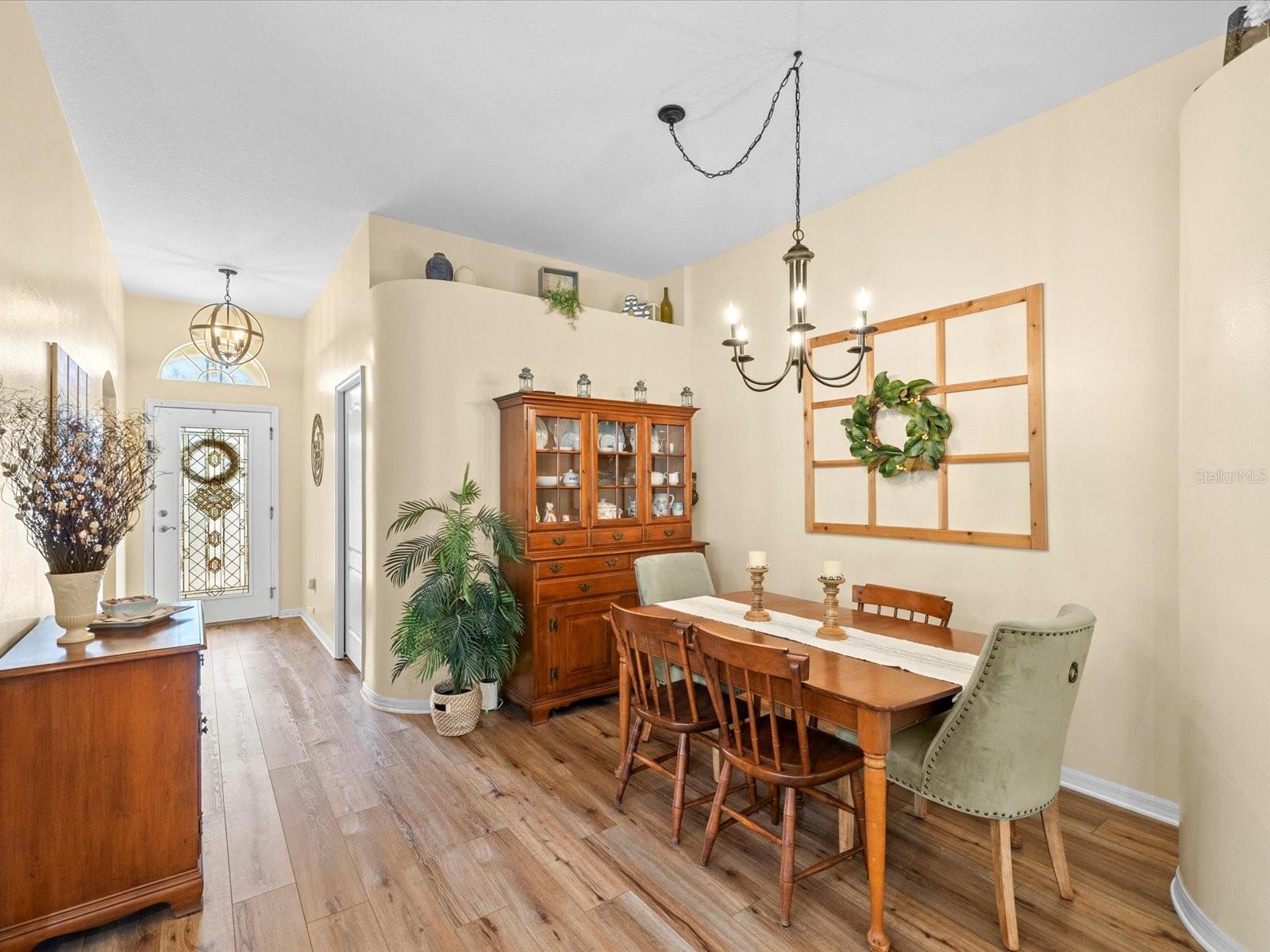 IVY LAKE ESTATES - Residential