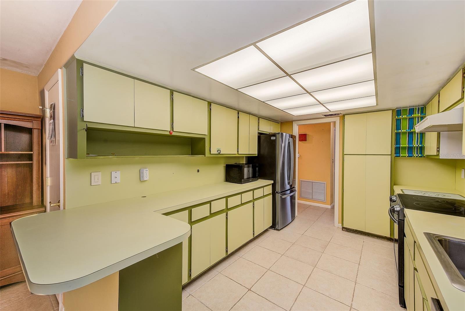 IMPERIAL POINT - Residential