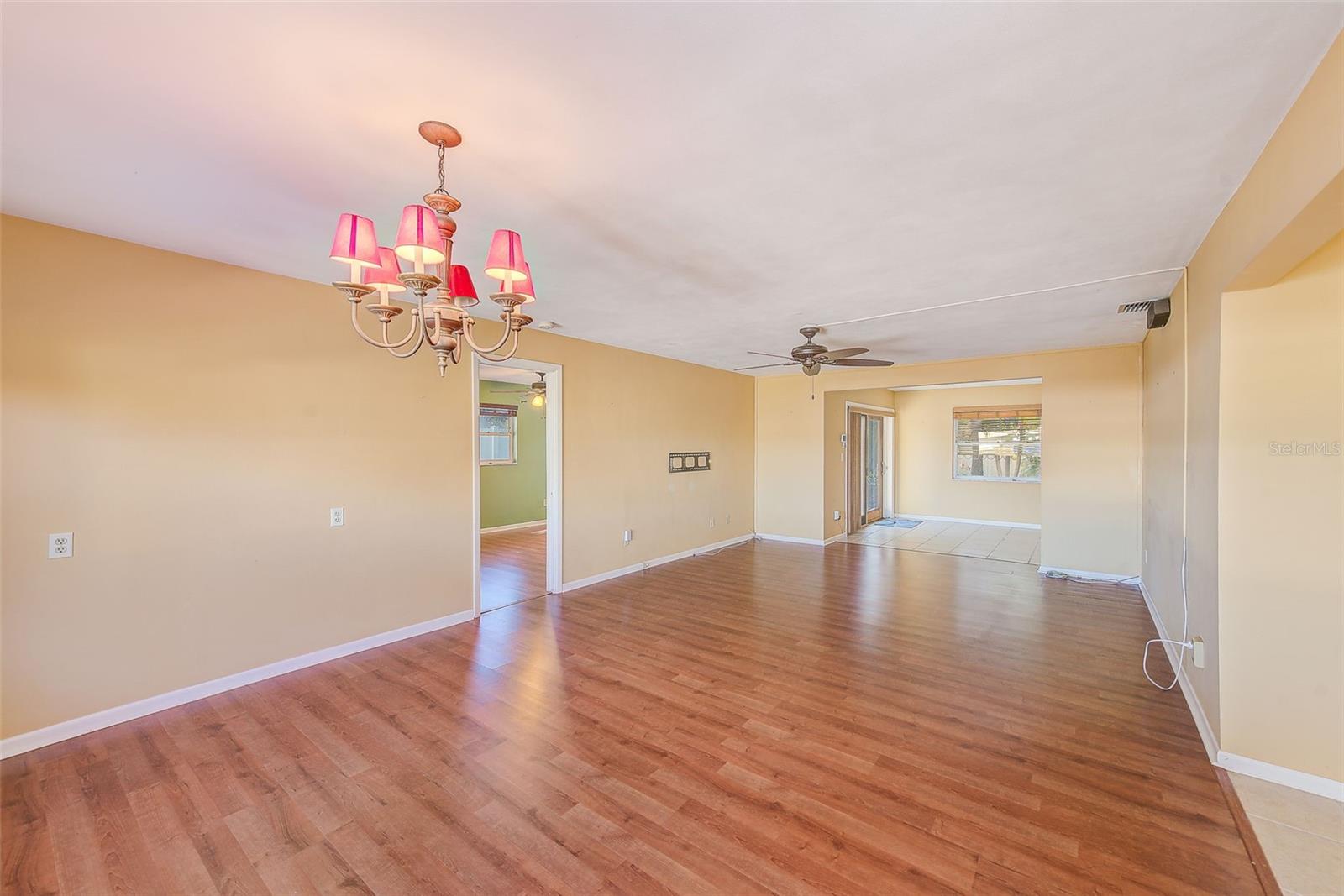 IMPERIAL POINT - Residential