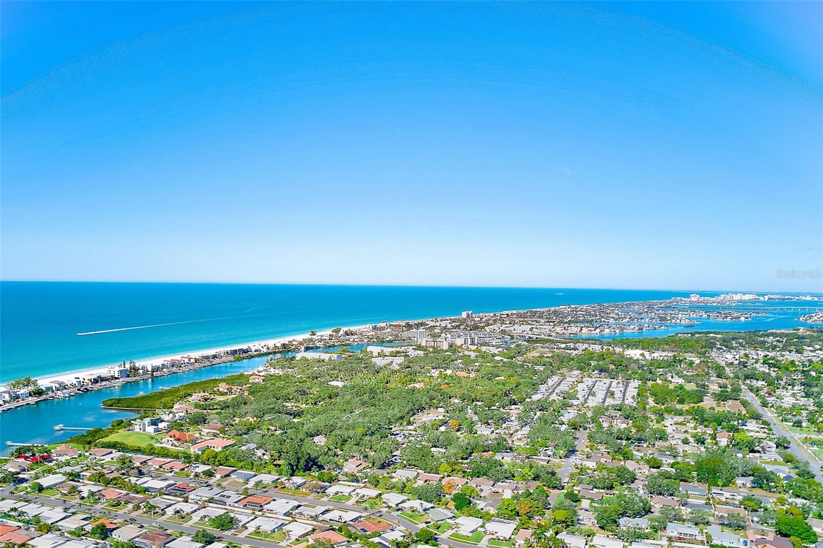 IMPERIAL POINT - Residential