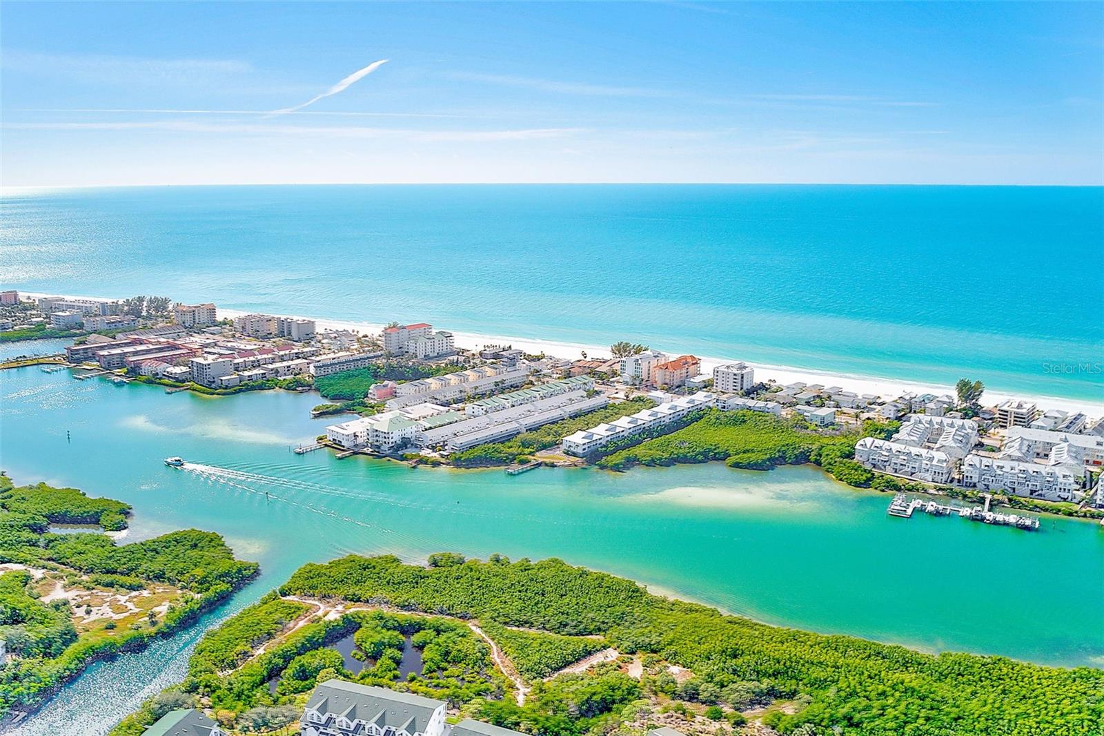 IMPERIAL POINT - Residential