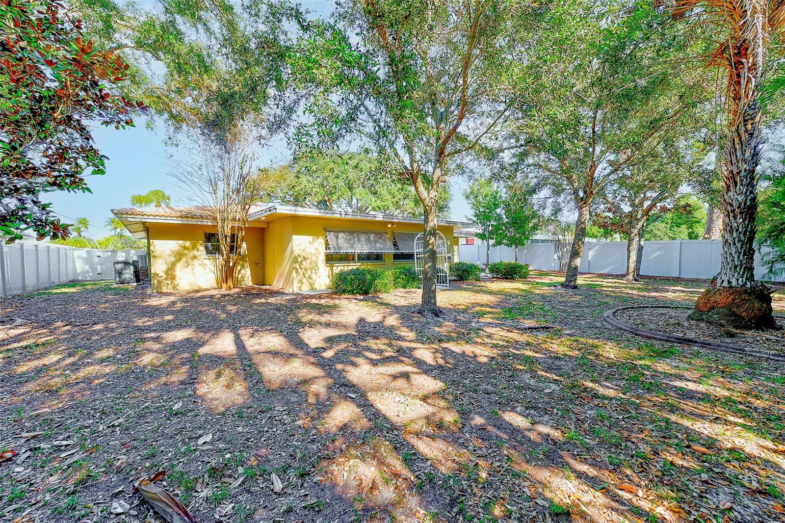 IMPERIAL POINT - Residential