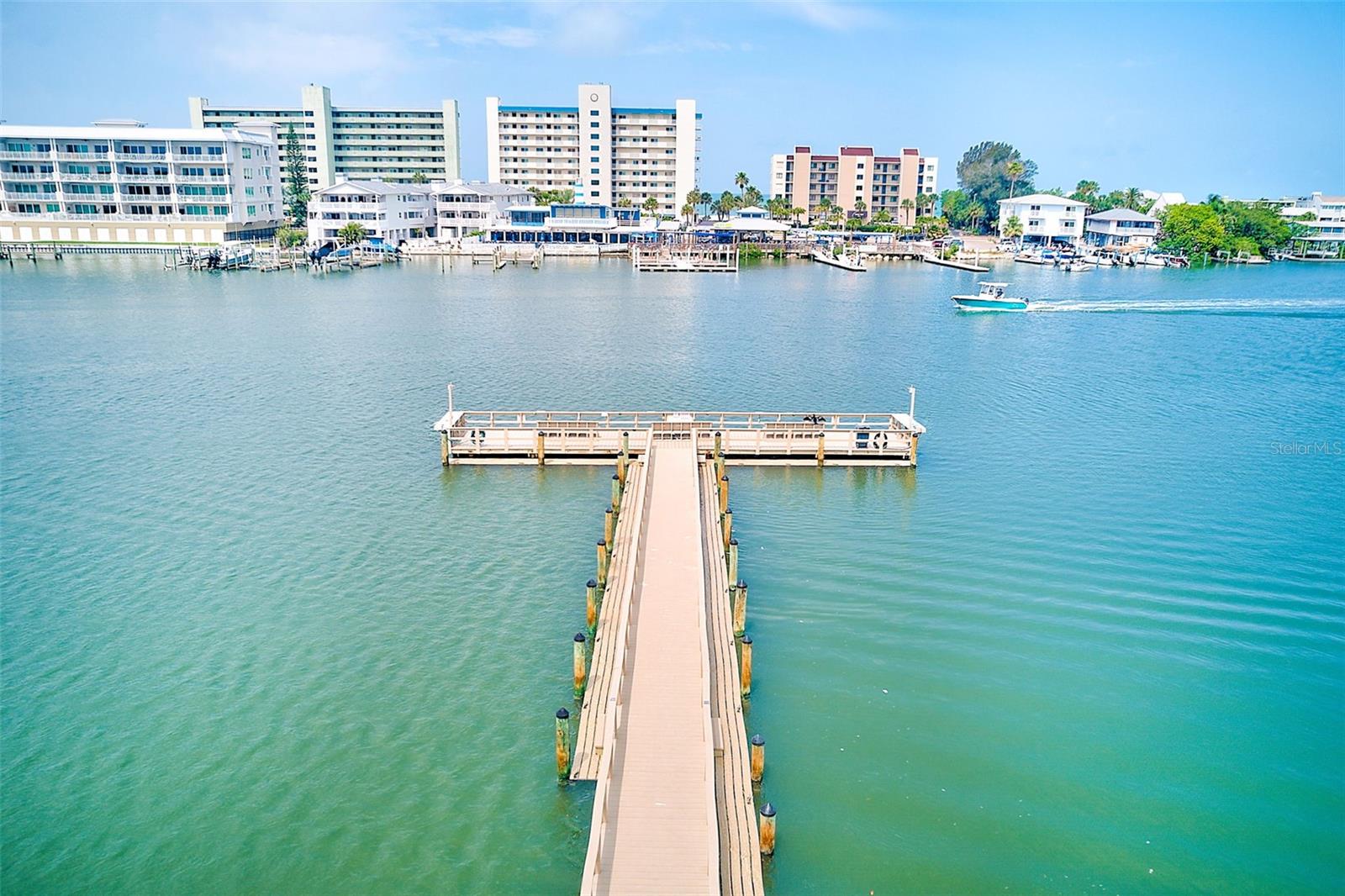 IMPERIAL POINT - Residential