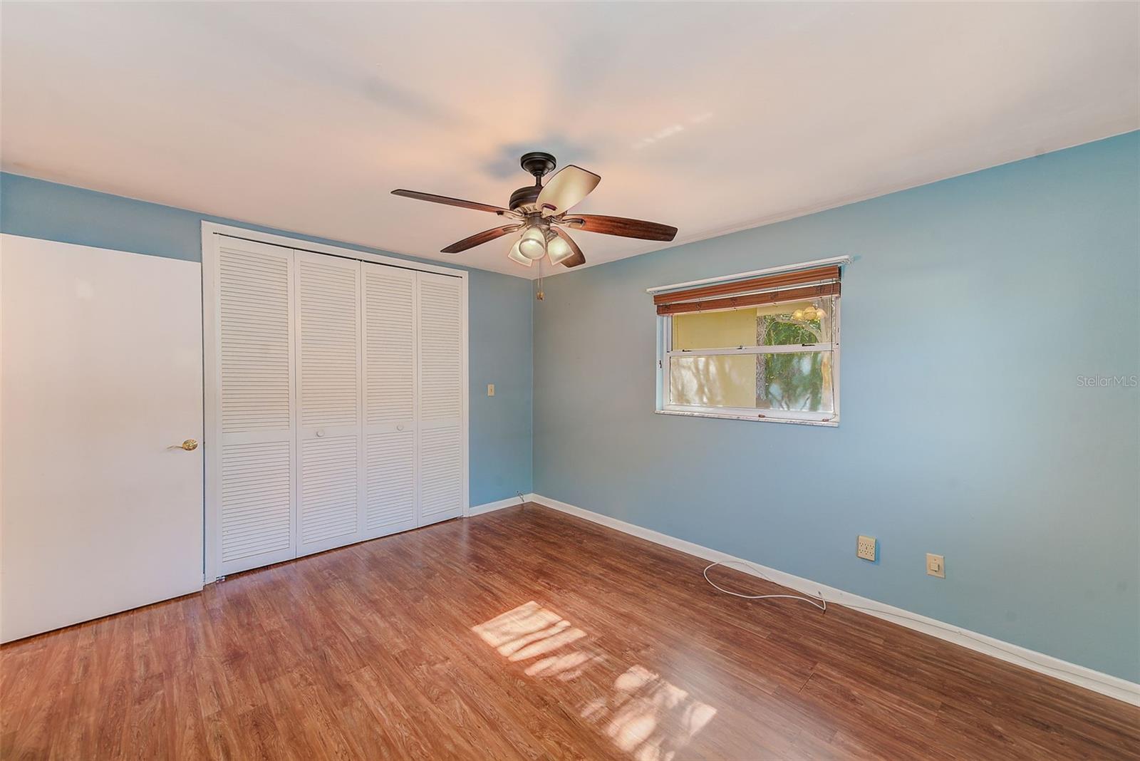 IMPERIAL POINT - Residential