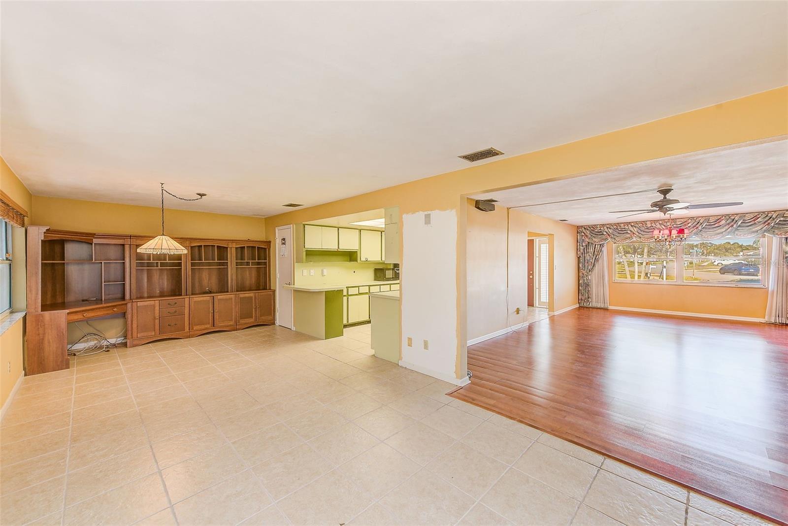 IMPERIAL POINT - Residential