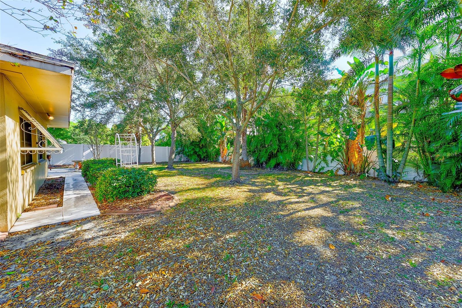 IMPERIAL POINT - Residential