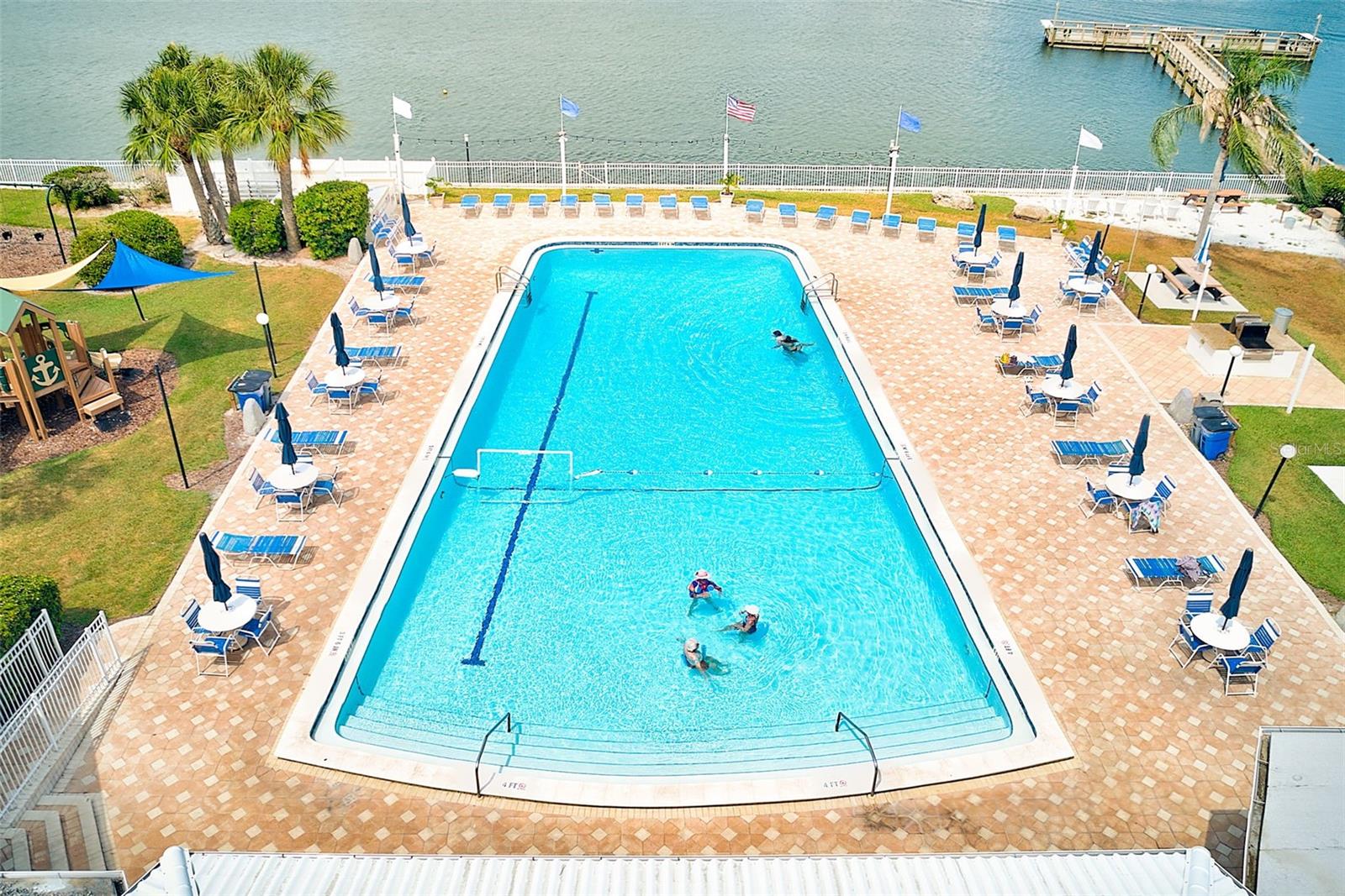 IMPERIAL POINT - Residential