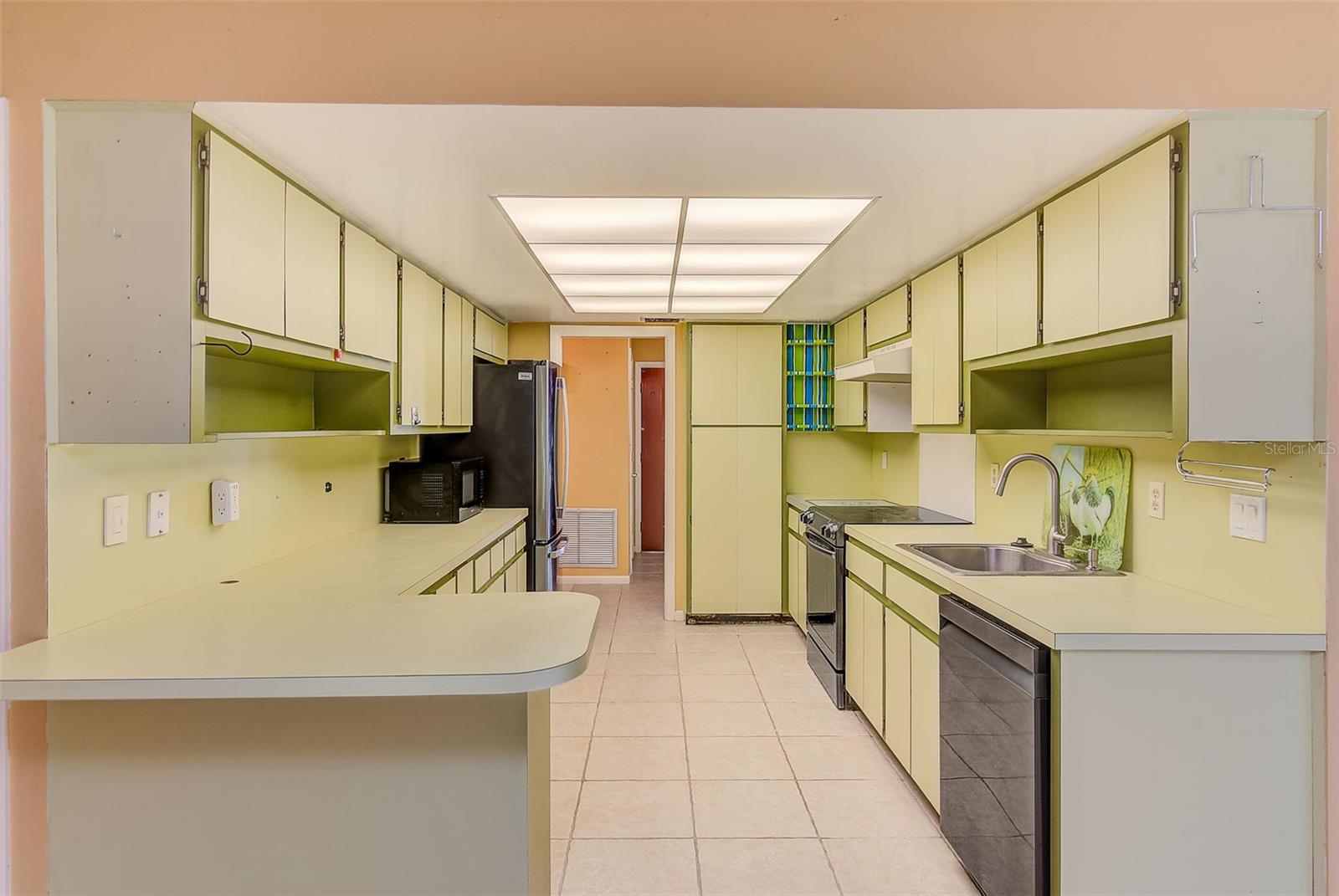 IMPERIAL POINT - Residential