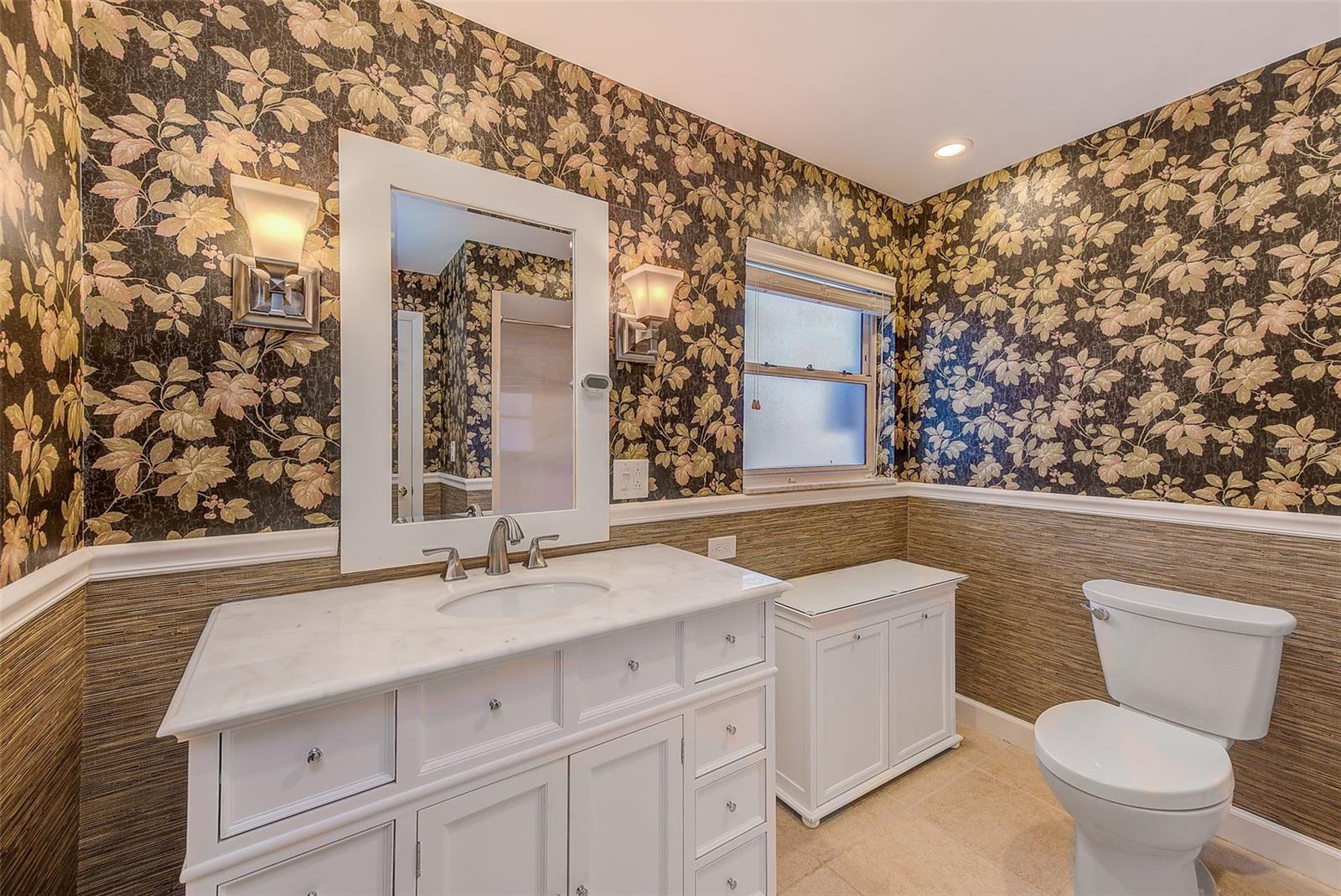 IMPERIAL POINT - Residential