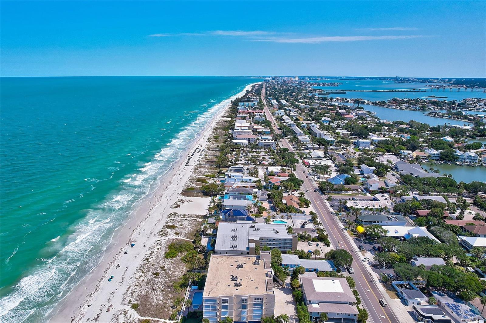 IMPERIAL POINT - Residential