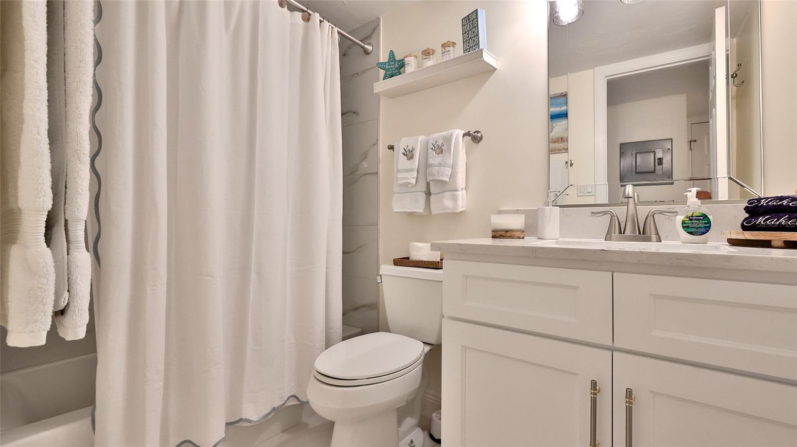 SUNRISE CONDO - Residential