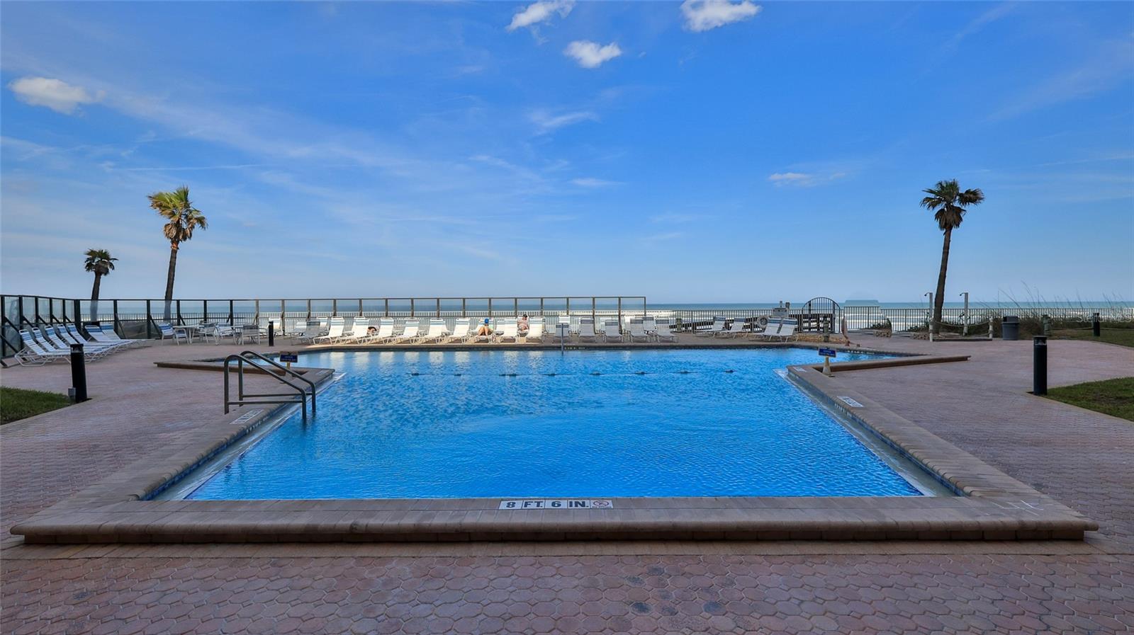 SUNRISE CONDO - Residential