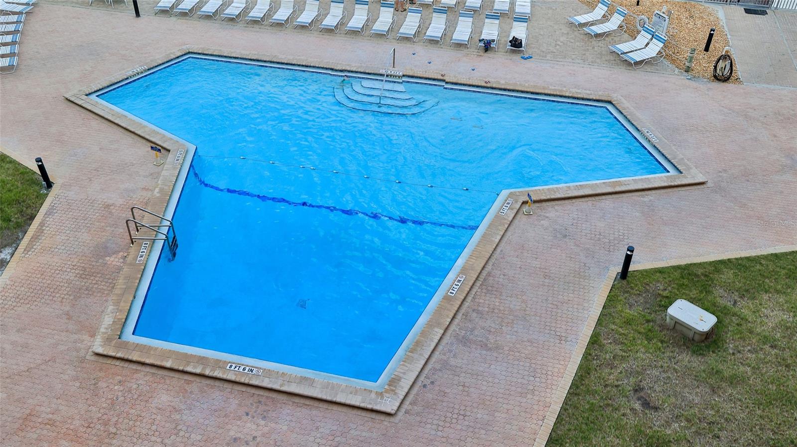 SUNRISE CONDO - Residential