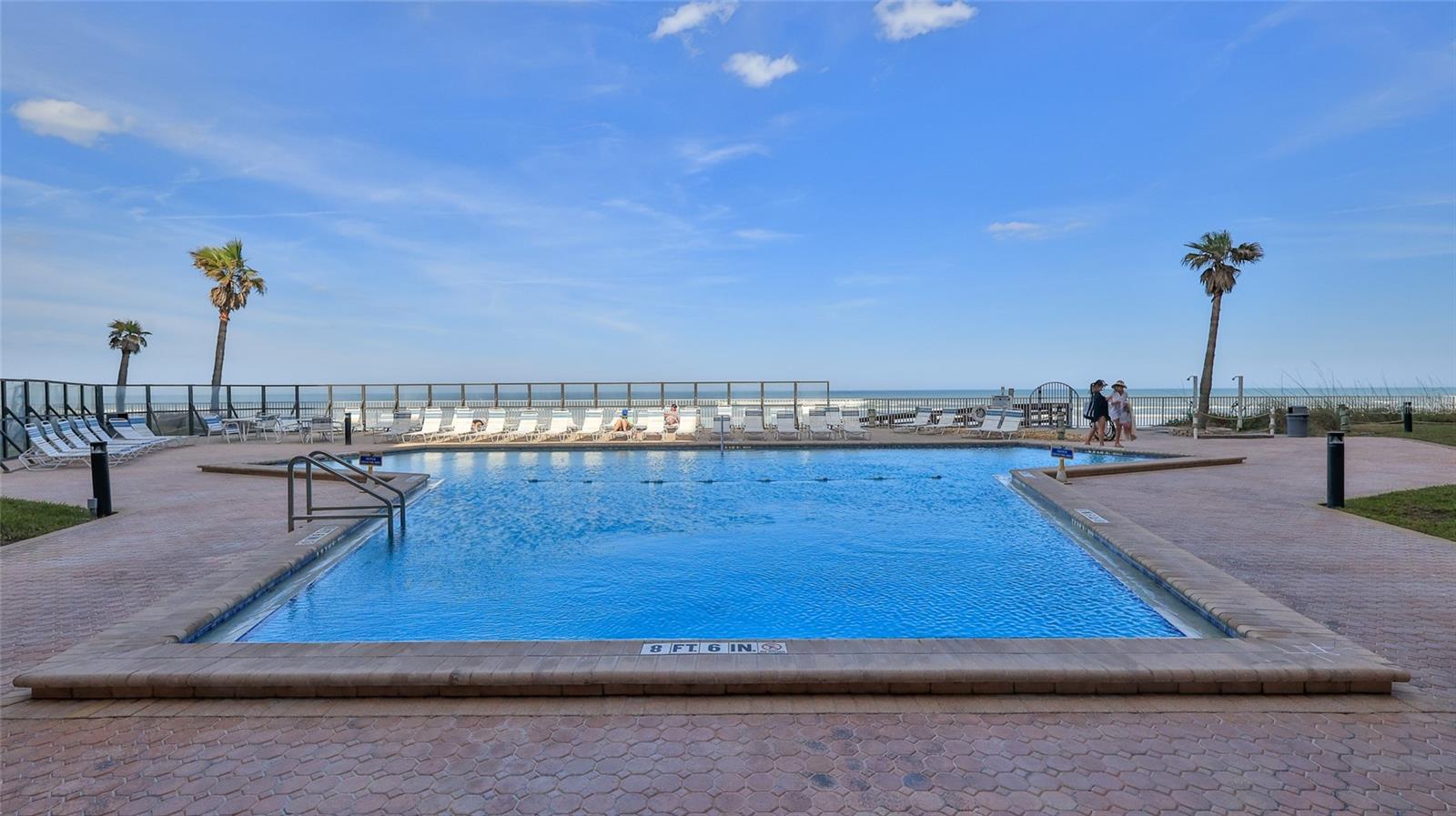 SUNRISE CONDO - Residential