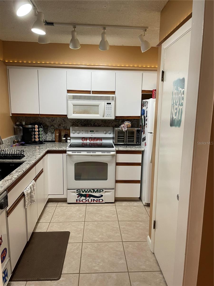 03 KINGS CONDO - Residential