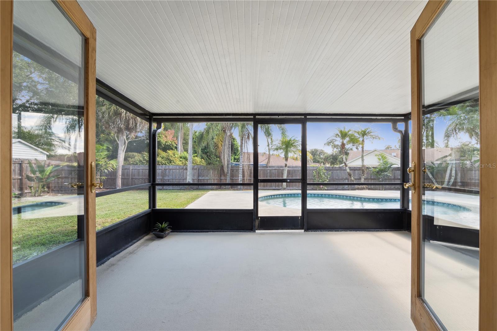 3015 RIVIERA BAY COURT