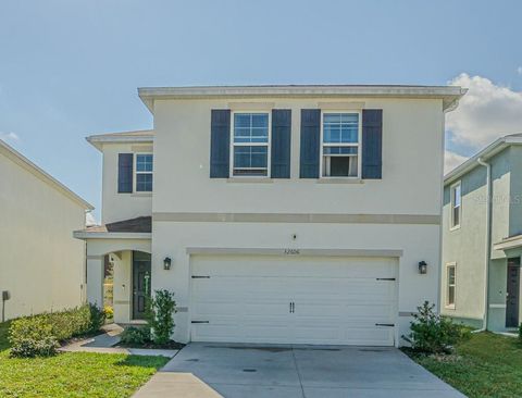 Photo of 32606 Canyonlands Drive, Wesley Chapel, FL 33543 (MLS # TB8448676)