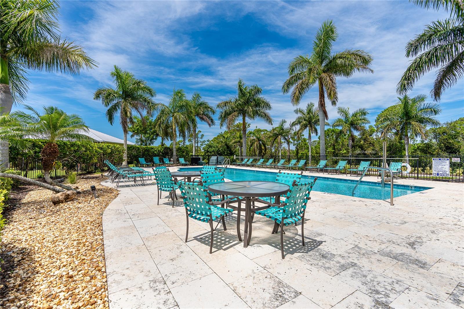 CORAL CAYE - Residential