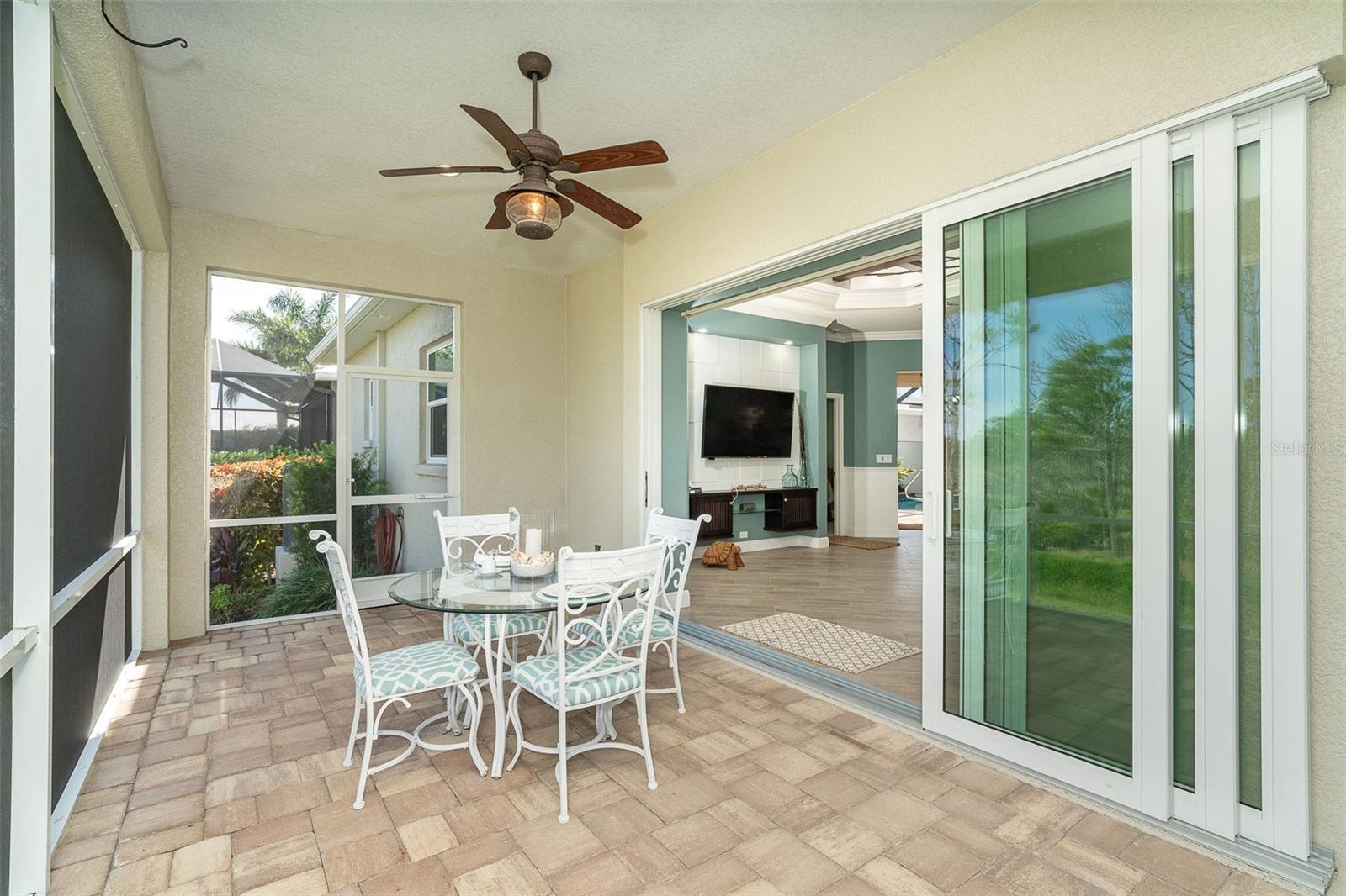 CORAL CAYE - Residential