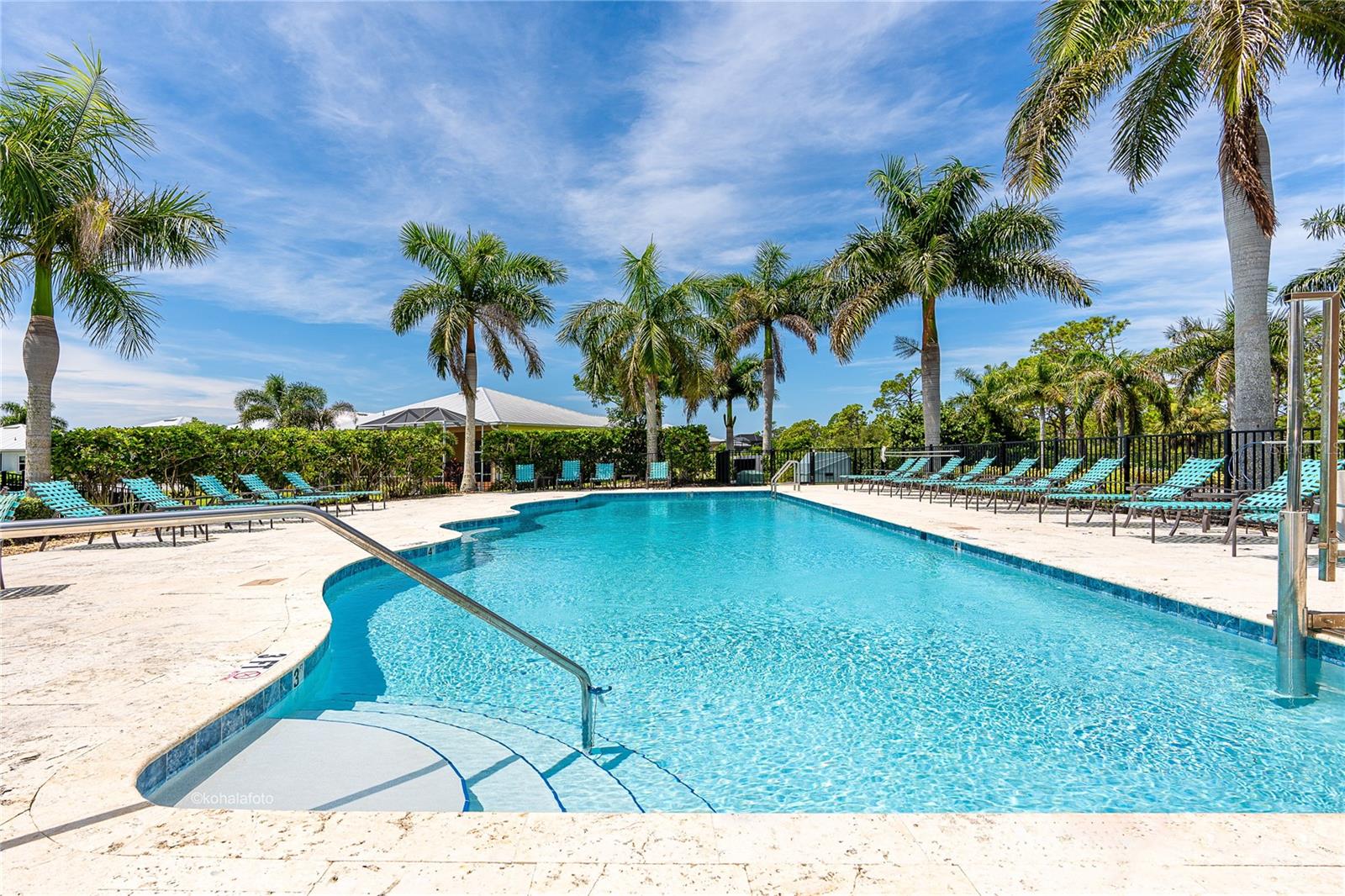 CORAL CAYE - Residential