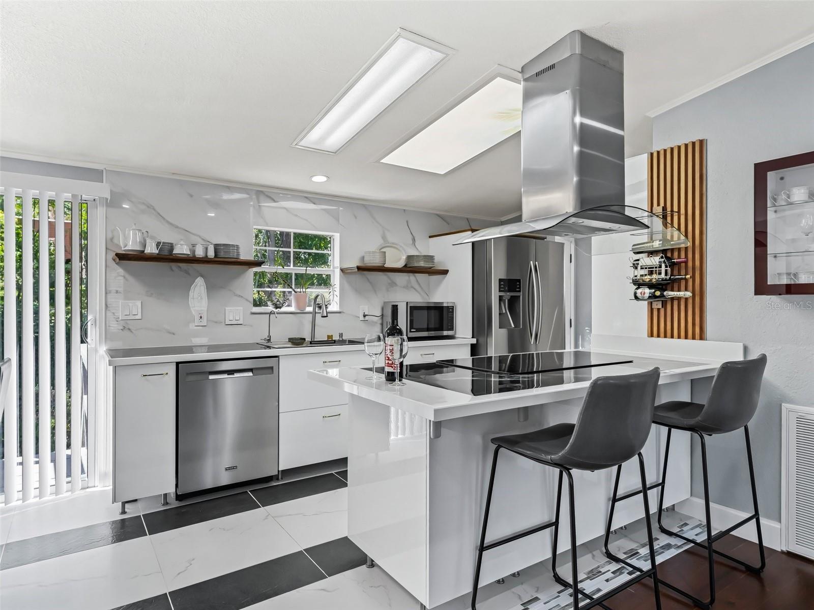 LADY LAKE SKYLINE HILLS - Residential