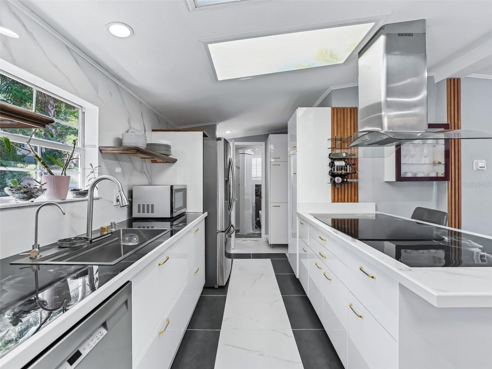 LADY LAKE SKYLINE HILLS - Residential