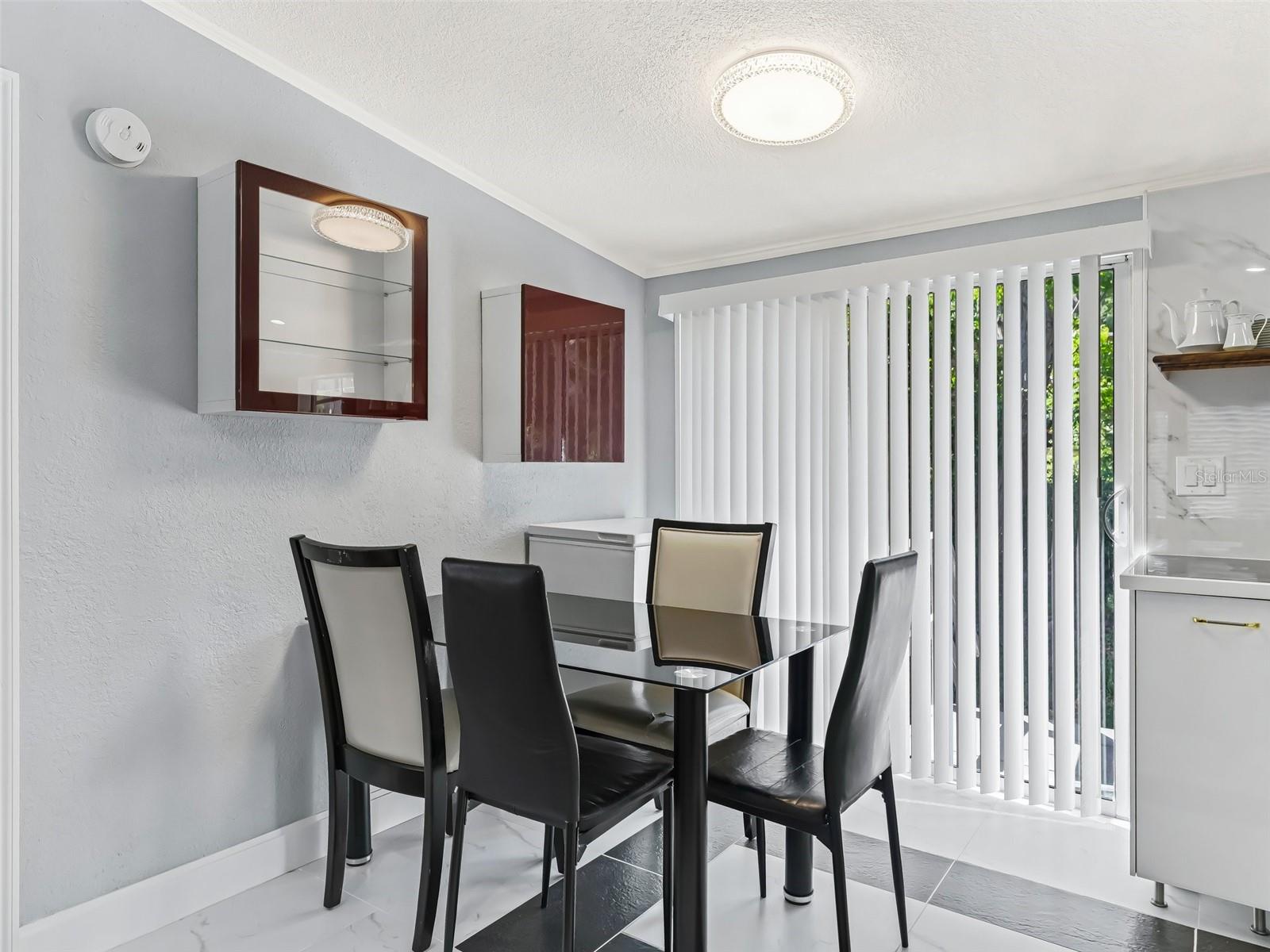 LADY LAKE SKYLINE HILLS - Residential