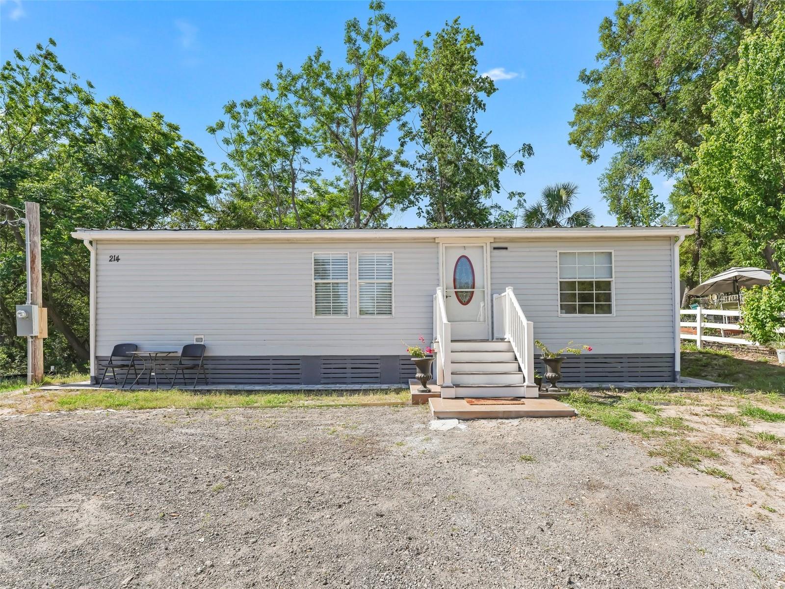 LADY LAKE SKYLINE HILLS - Residential