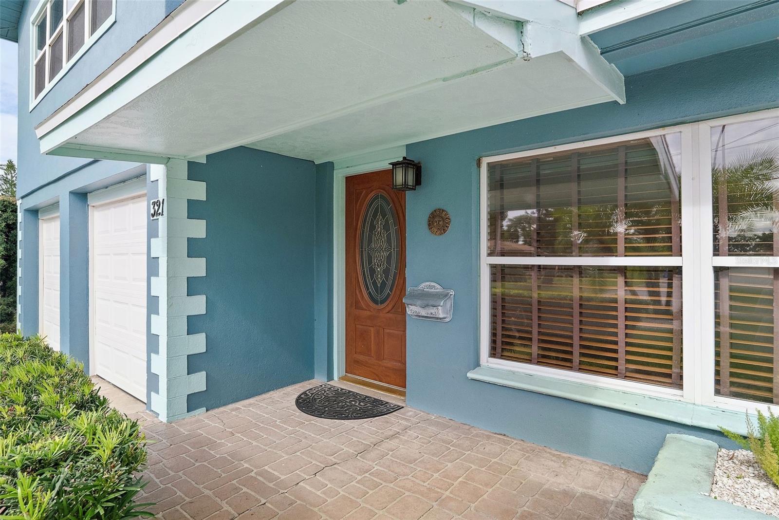 TROPICAL SHORES - Residential