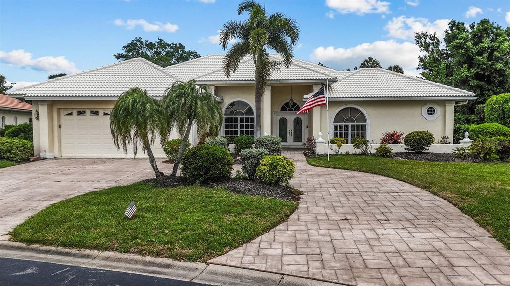 Photo of 832 Carnoustie Drive, Venice, FL 34293 (MLS # A4689464)