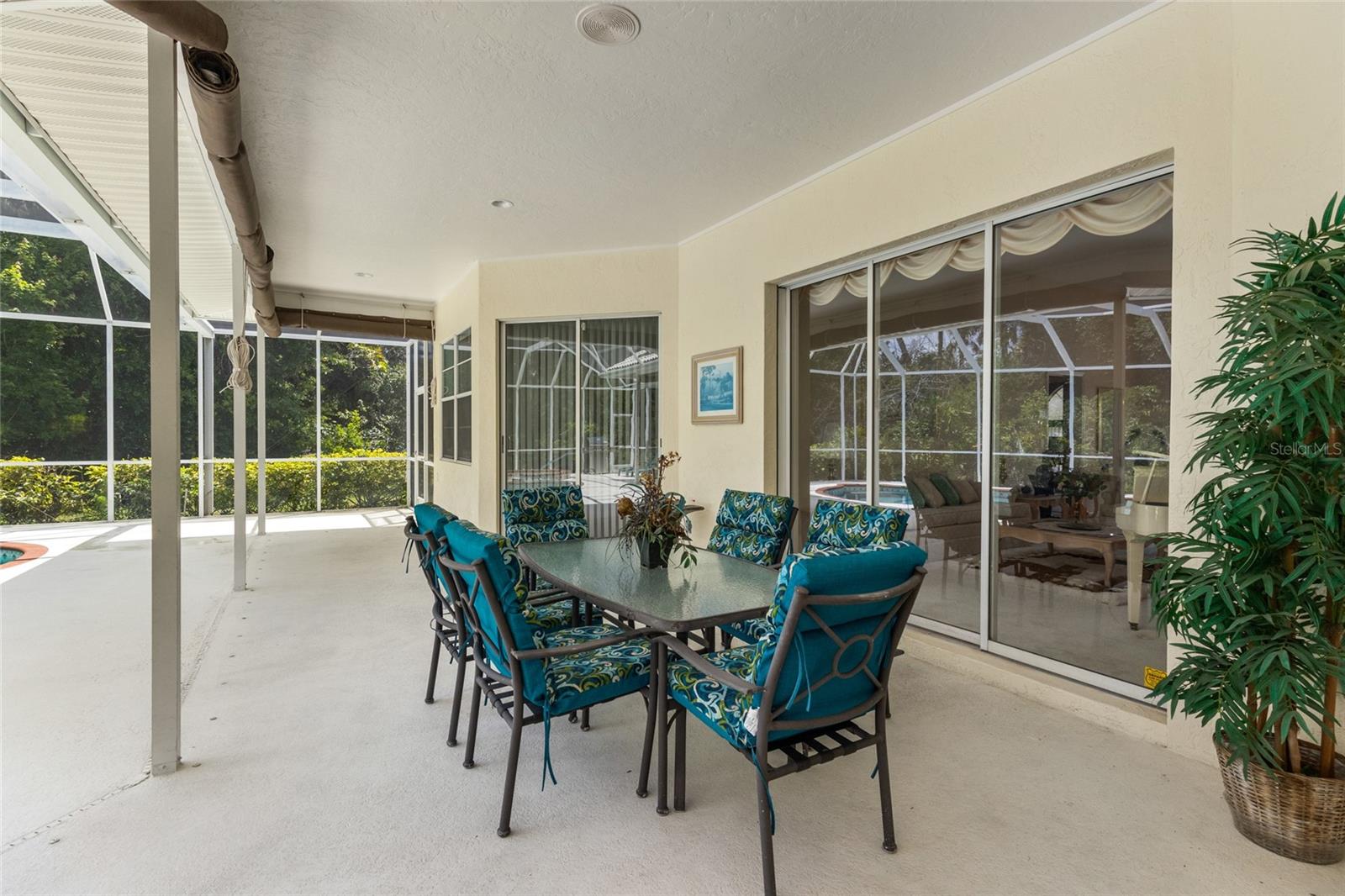 PLANTATION WOODS - Residential