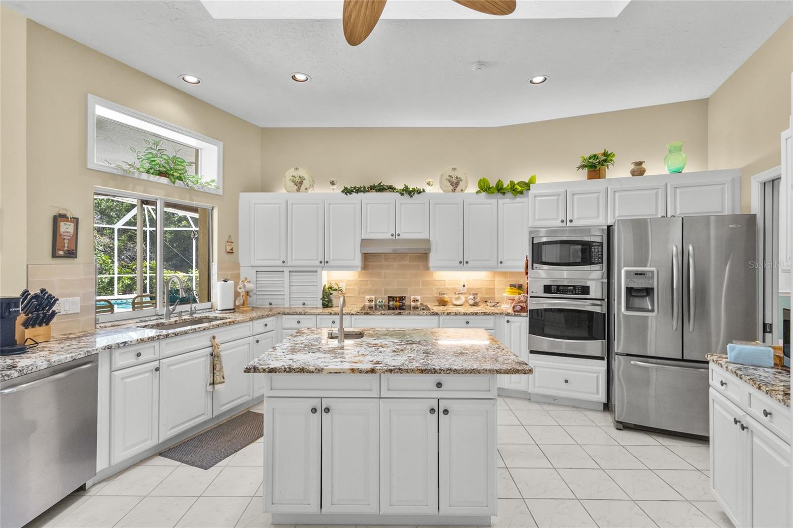 832 CARNOUSTIE DRIVE