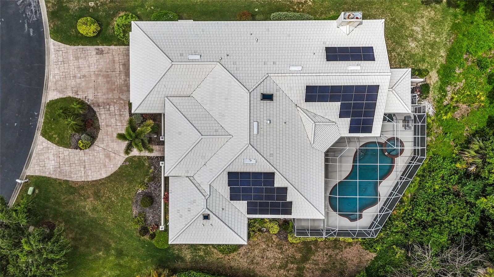 PLANTATION WOODS - Residential