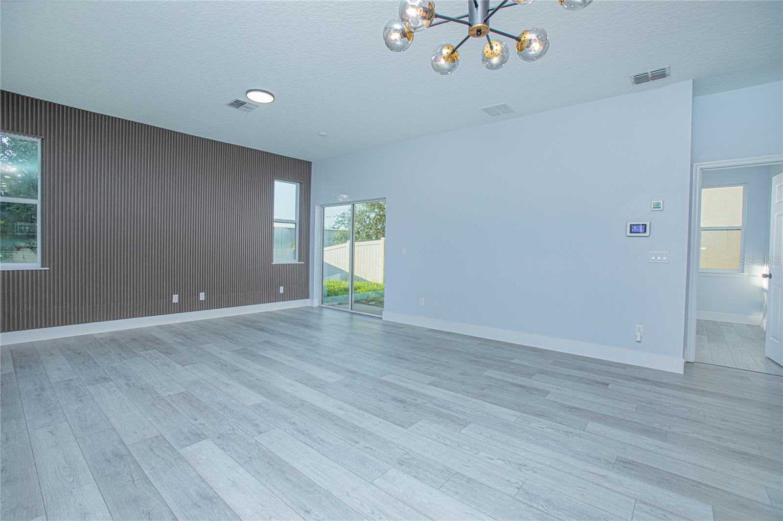 MIRROR LAKE VILLAGE - Residential