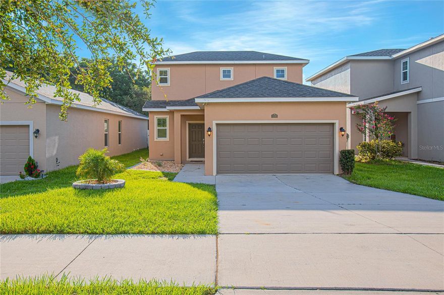 FULLY REMODELED! This beautiful fully renovated home with custom details offers an open floor plan with 3 bedrooms, 2 1/2 bathrooms, and a fenced in backyard. As you enter the home the kitchen is located to the left with plenty of cabinet space and a huge granite counter breakfast bar, and a brand-new stainless-steel appliance package. Adjacent is the family room/dining room area with beautiful waterproof vinyl planks throughout, and a custom accent wall, the private master suite is located on the first floor and two other bedrooms and one bathroom upstairs for the kiddos or guests. Schedule your showing today!