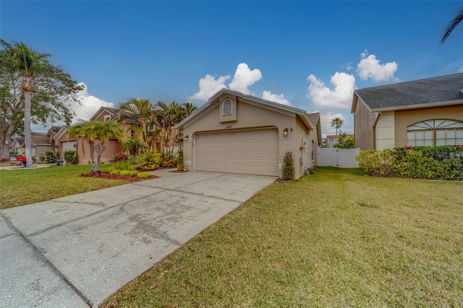 11607 BRANCH MOORING DRIVE