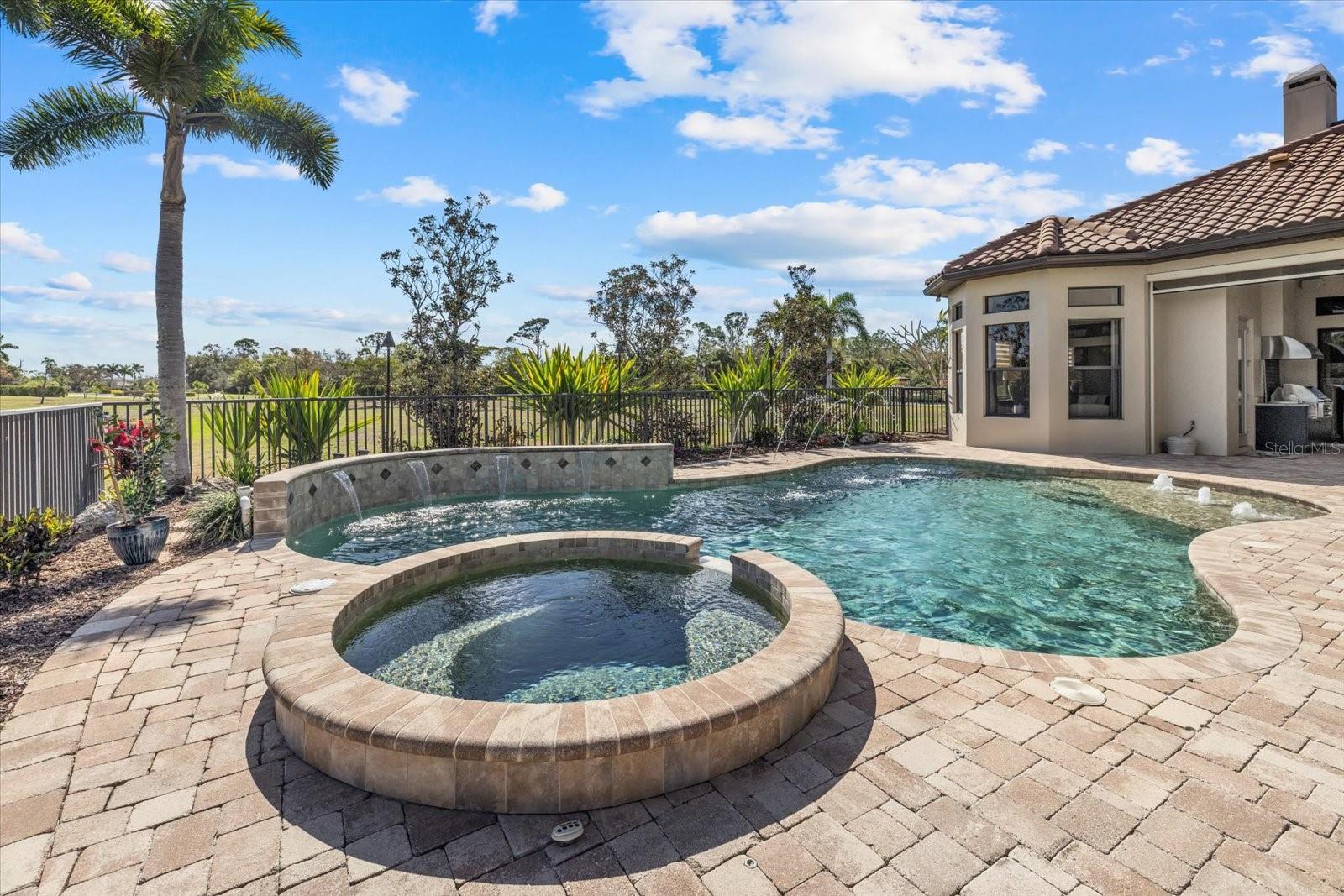 GRAN PARADISO PH 1 - Residential