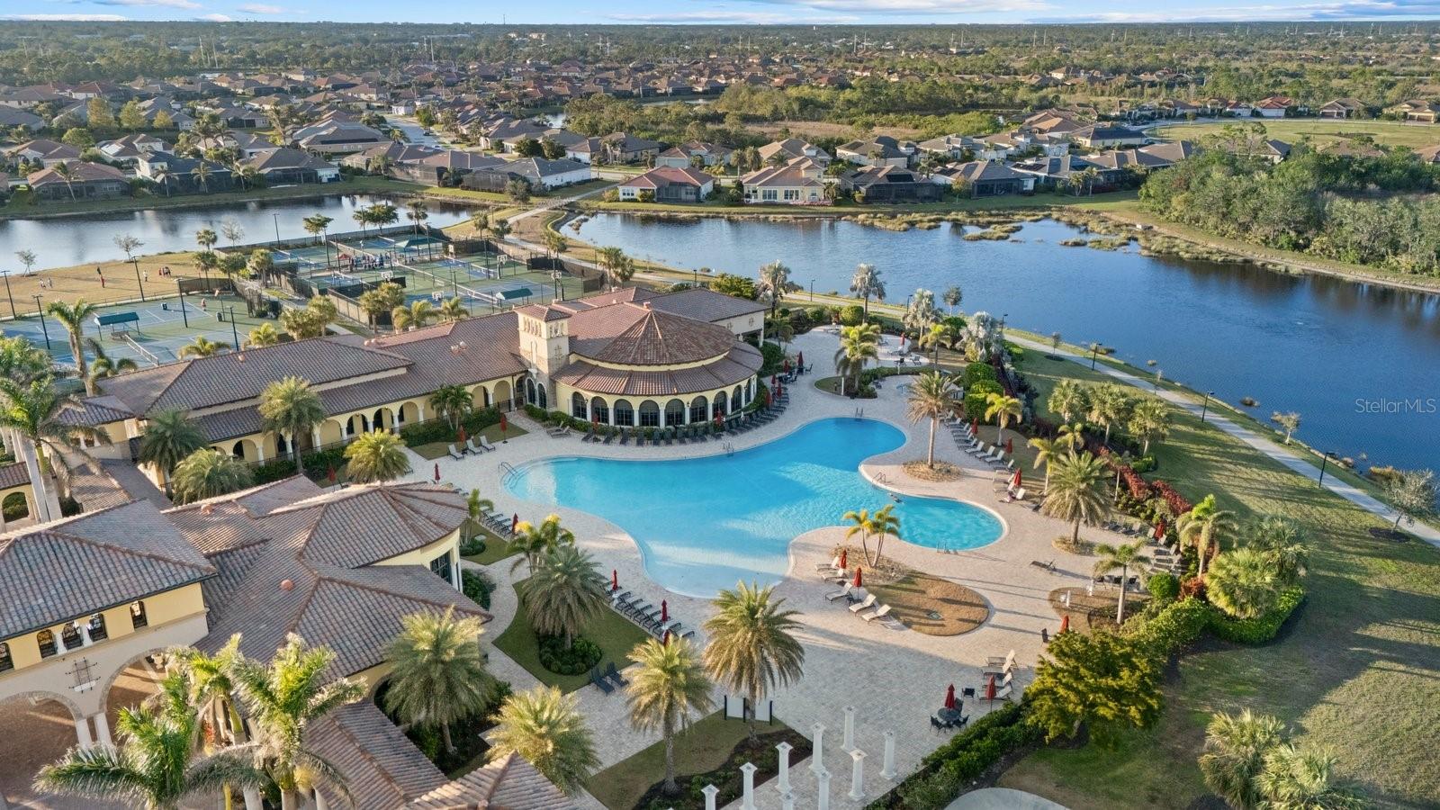 GRAN PARADISO PH 1 - Residential