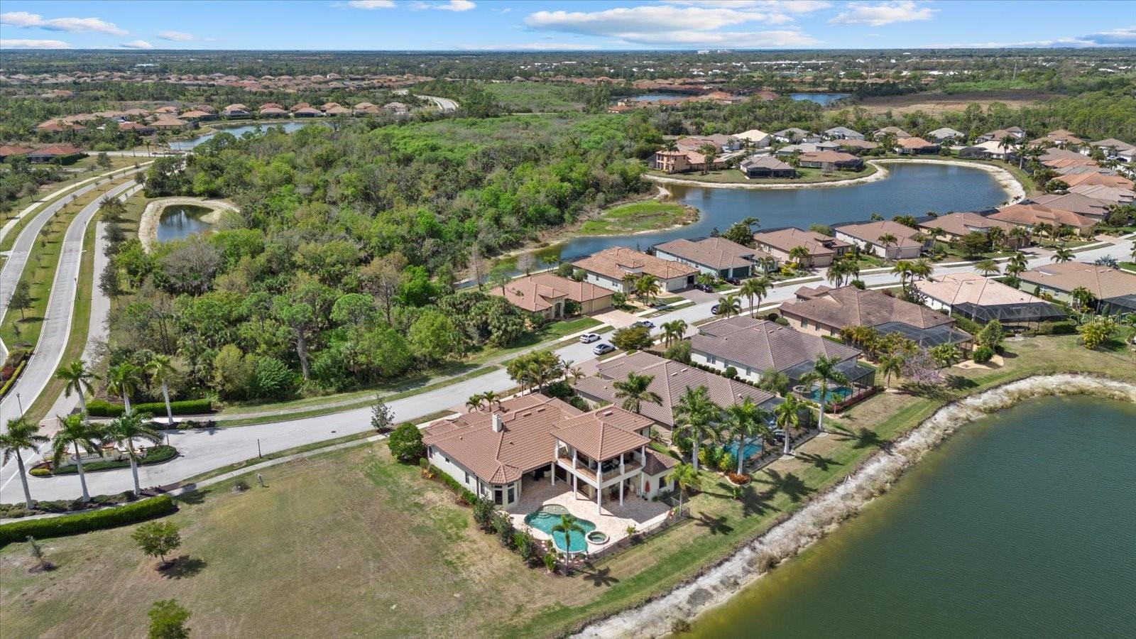 GRAN PARADISO PH 1 - Residential