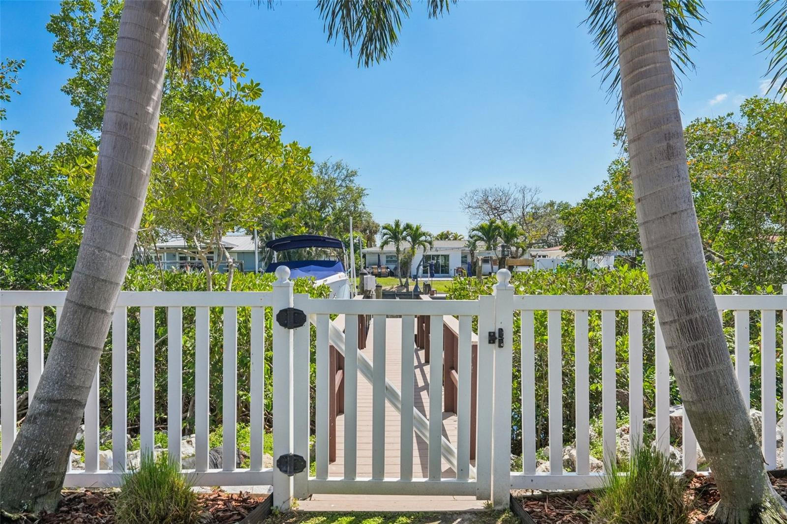 PLACIDO BAYOU - Residential