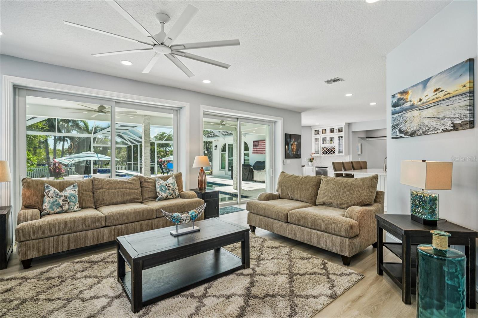 PLACIDO BAYOU - Residential