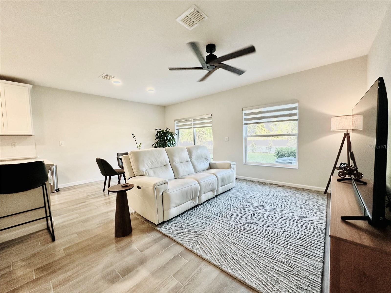 OWNS AT NARCOOSSEE COMMONS - Residential