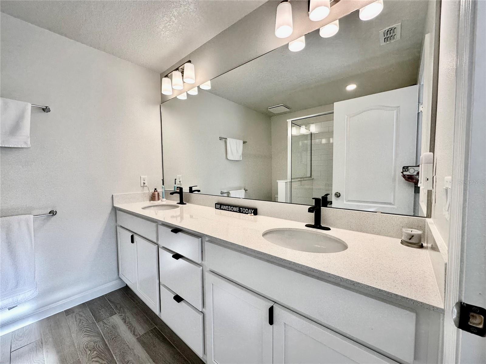 OWNS AT NARCOOSSEE COMMONS - Residential