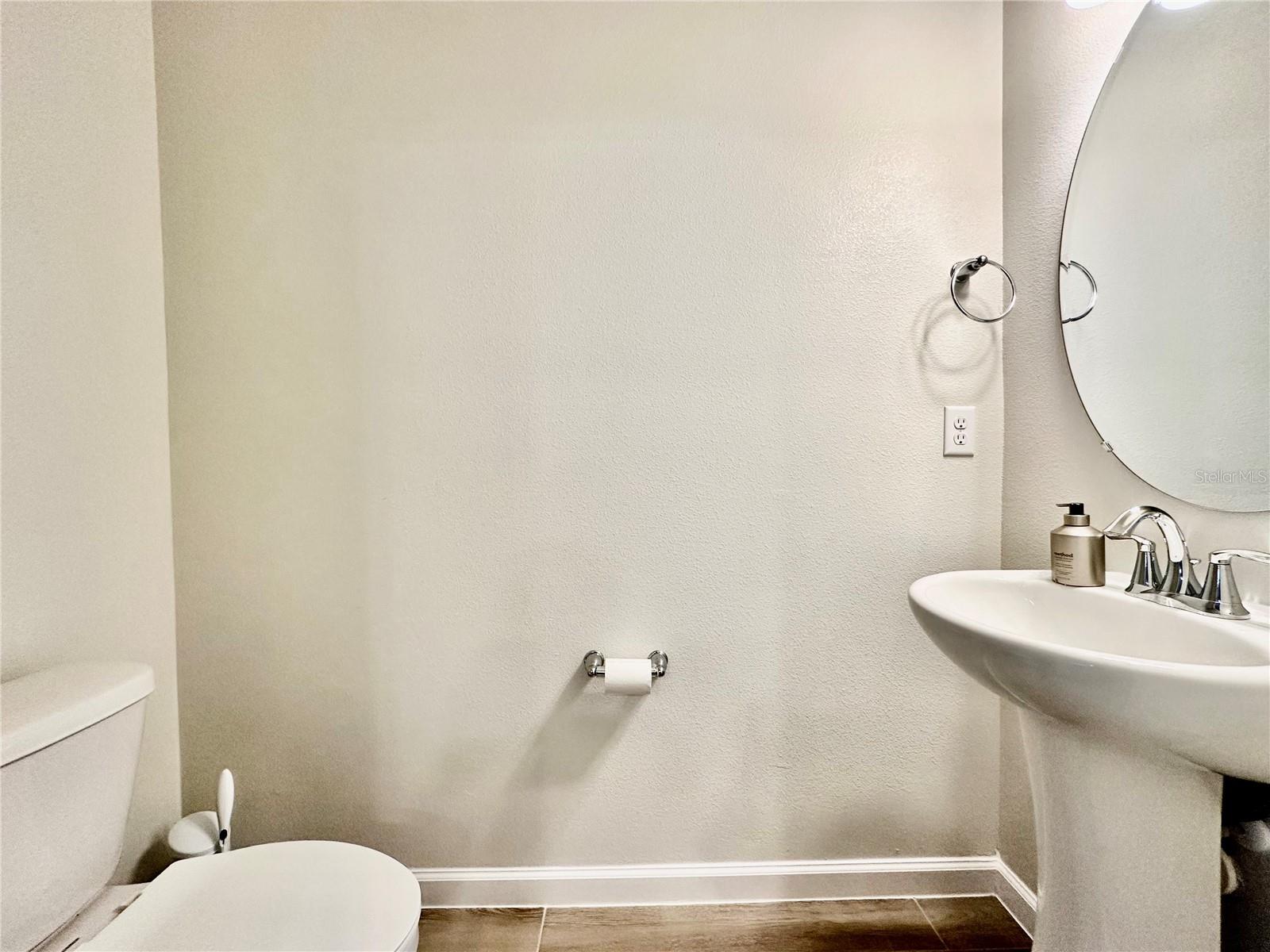 OWNS AT NARCOOSSEE COMMONS - Residential