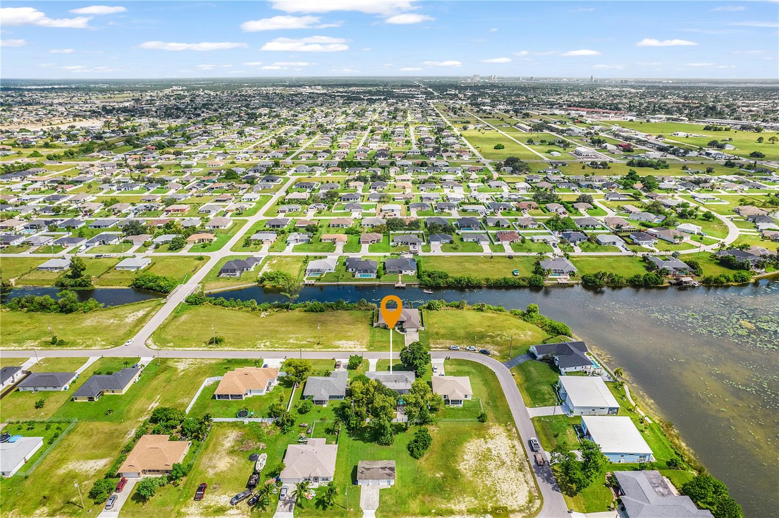 CAPE CORAL - Residential
