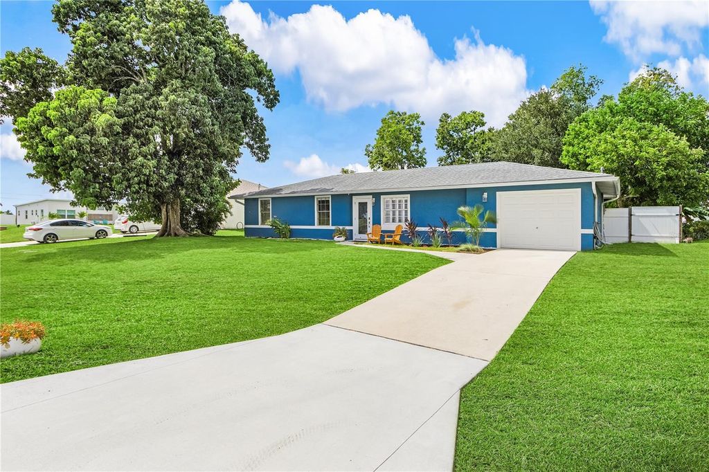 Photo of 908 NE 5th Place, Cape Coral, FL 33909 (MLS # A4668147)
