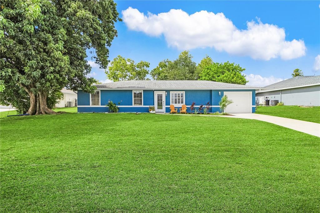 Photo of 908 NE 5th Place, Cape Coral, FL 33909 (MLS # A4668147)