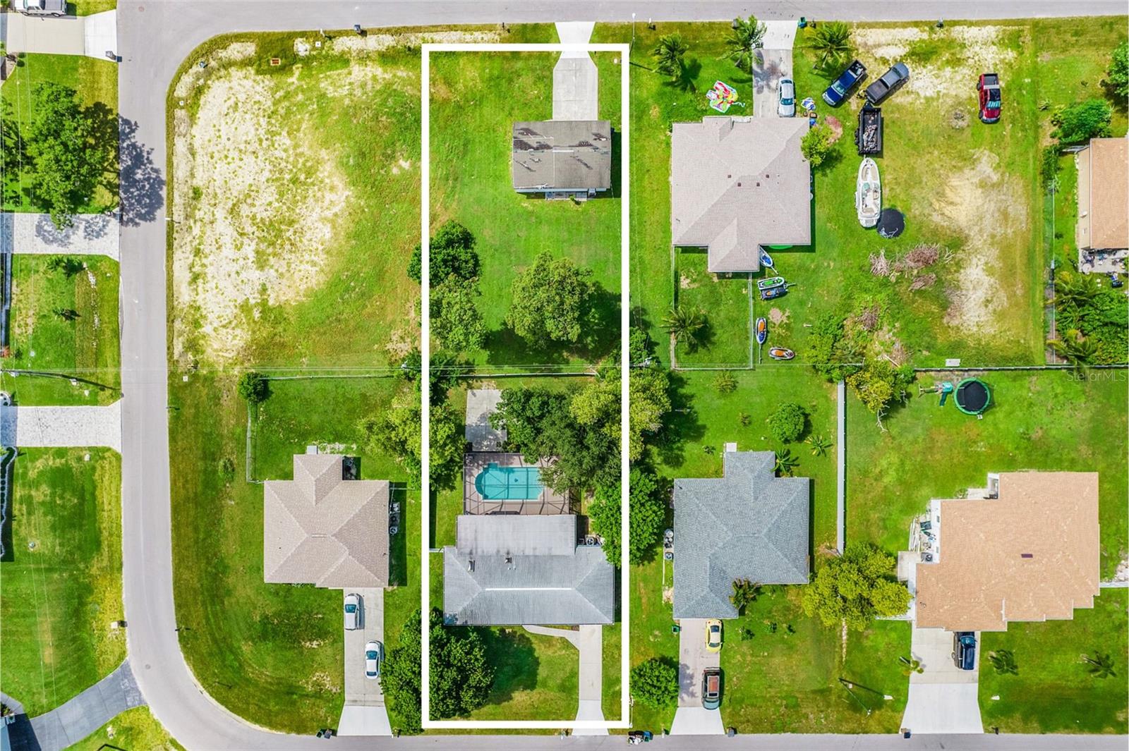 CAPE CORAL - Residential